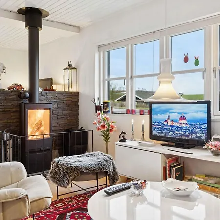 Cozy Close To And Peace Roslev