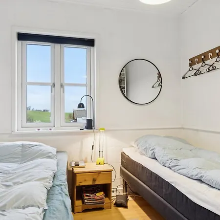 Mysigt Nära Och Lugn Semesterbostad Roslev