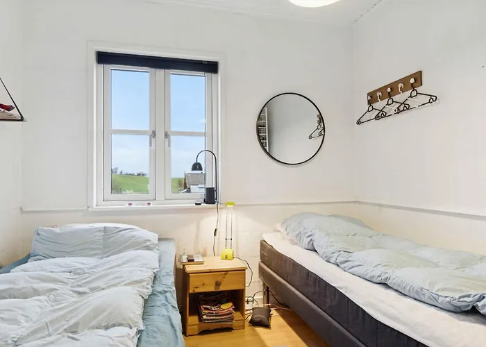 Cozy Close To And Peace Feriehus *