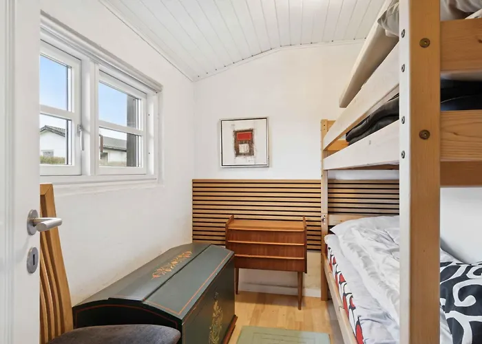 Cozy Close To And Peace Roslev